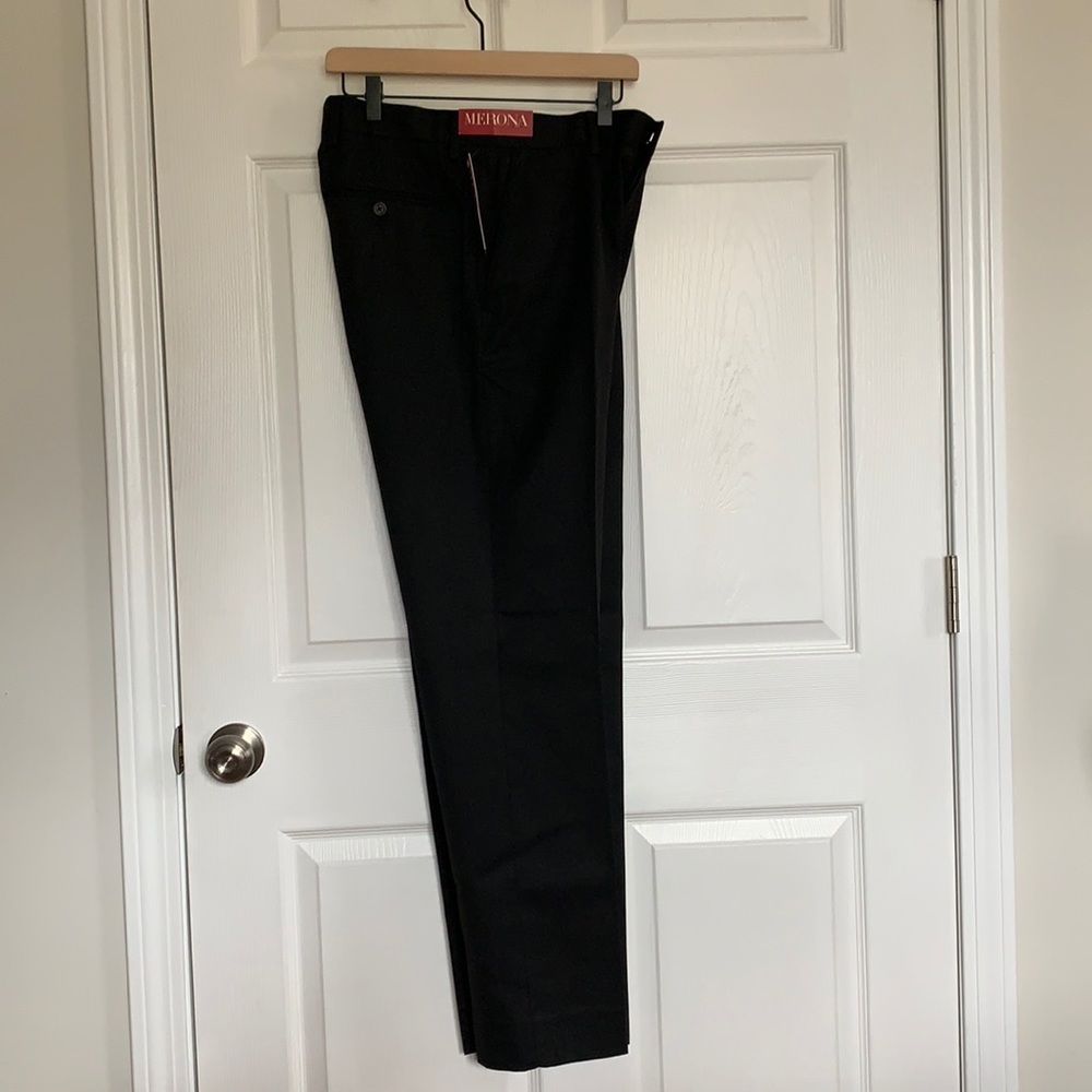 Men’s black dress pants